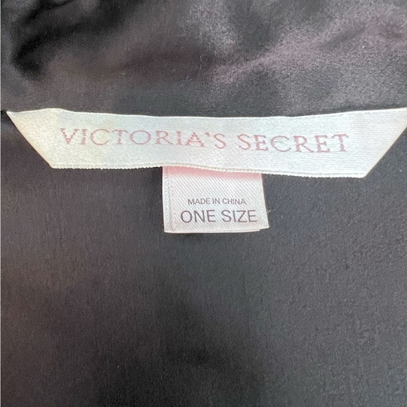VINTAGE VICTORIA’S SECRET 100% Black Silk Asian Motif Kimono Jacket OSFM - Picture 13 of 13